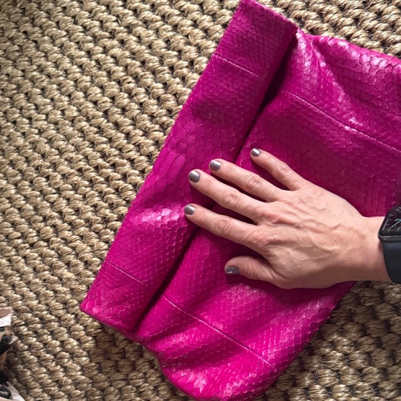 Clutch me Pink genuine Snakeskin Clutch, perfect condition